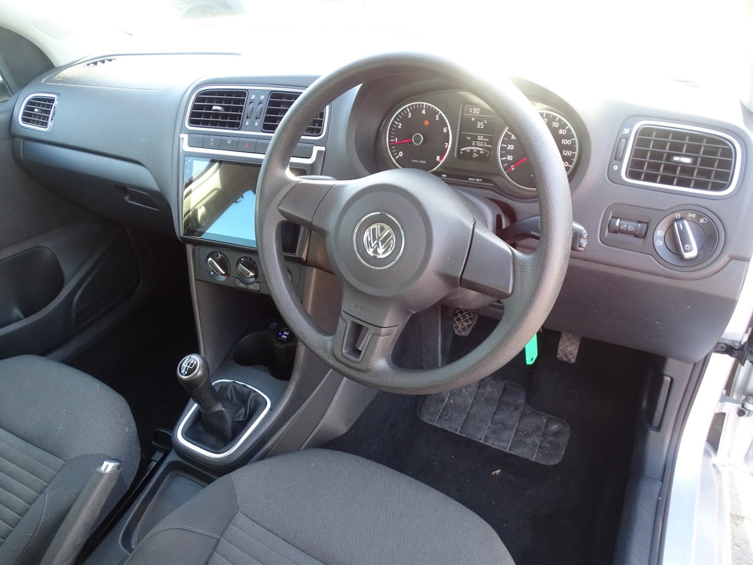 Used Volkswagen Polo 2011 for sale - 76712417: Photo 20