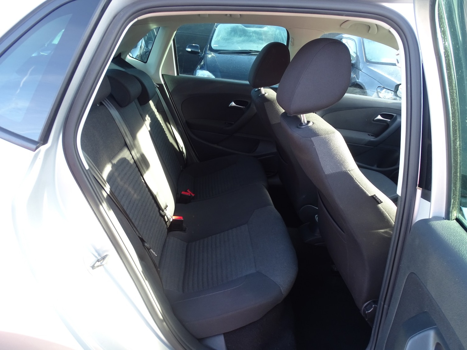 Used Volkswagen Polo 2011 for sale - 76712417: Photo 21