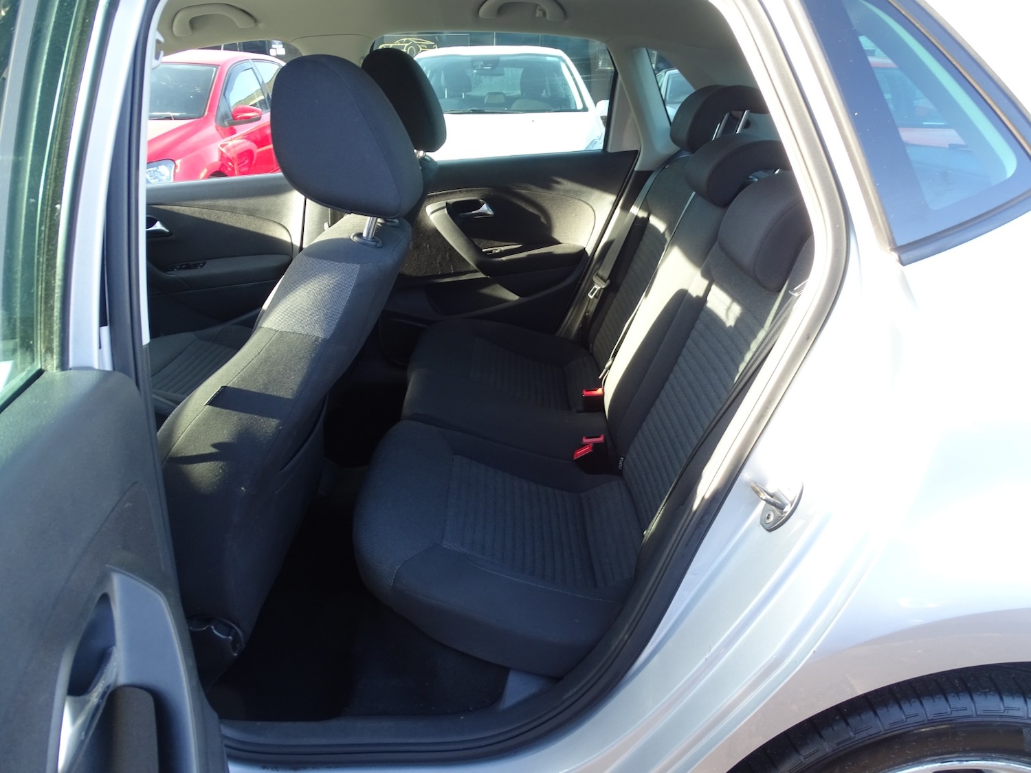 Used Volkswagen Polo 2011 for sale - 76712417: Photo 26