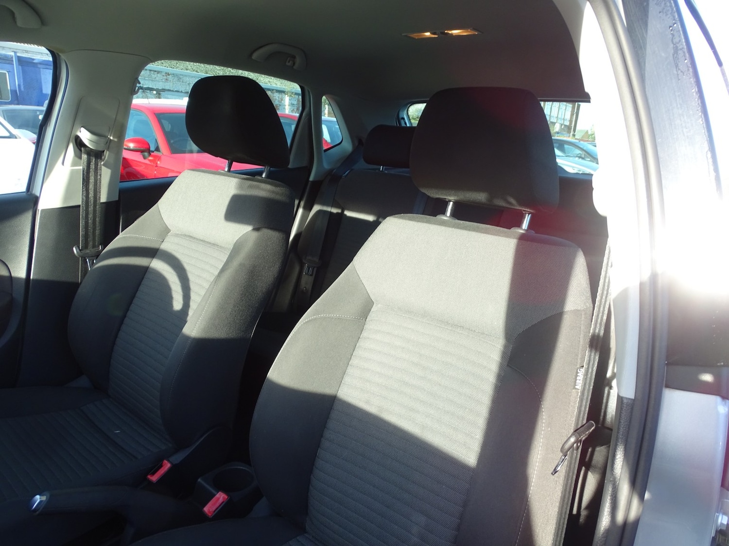 Used Volkswagen Polo 2011 for sale - 76712417: Photo 29