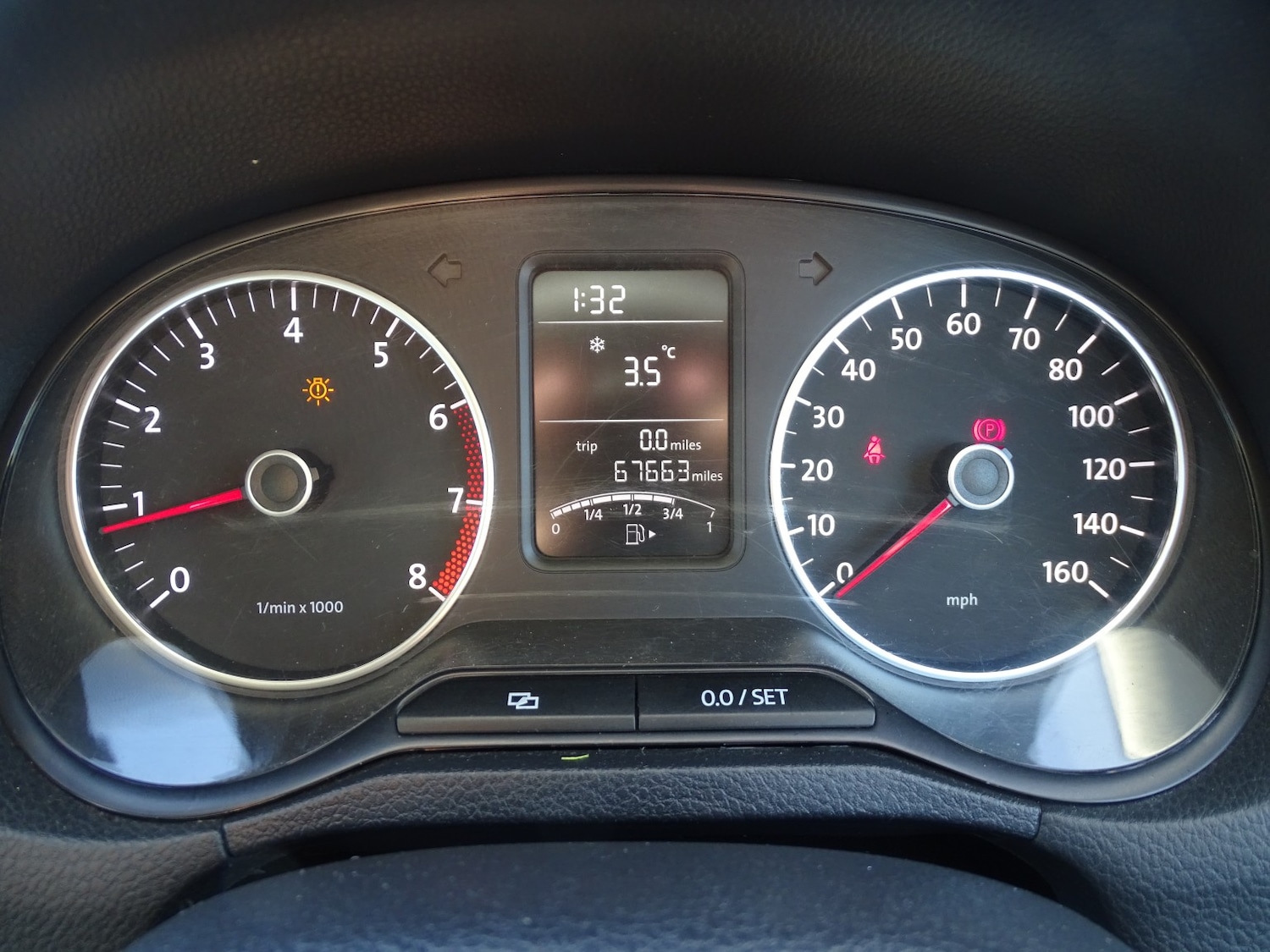 Used Volkswagen Polo 2011 for sale - 76712417: Photo 33