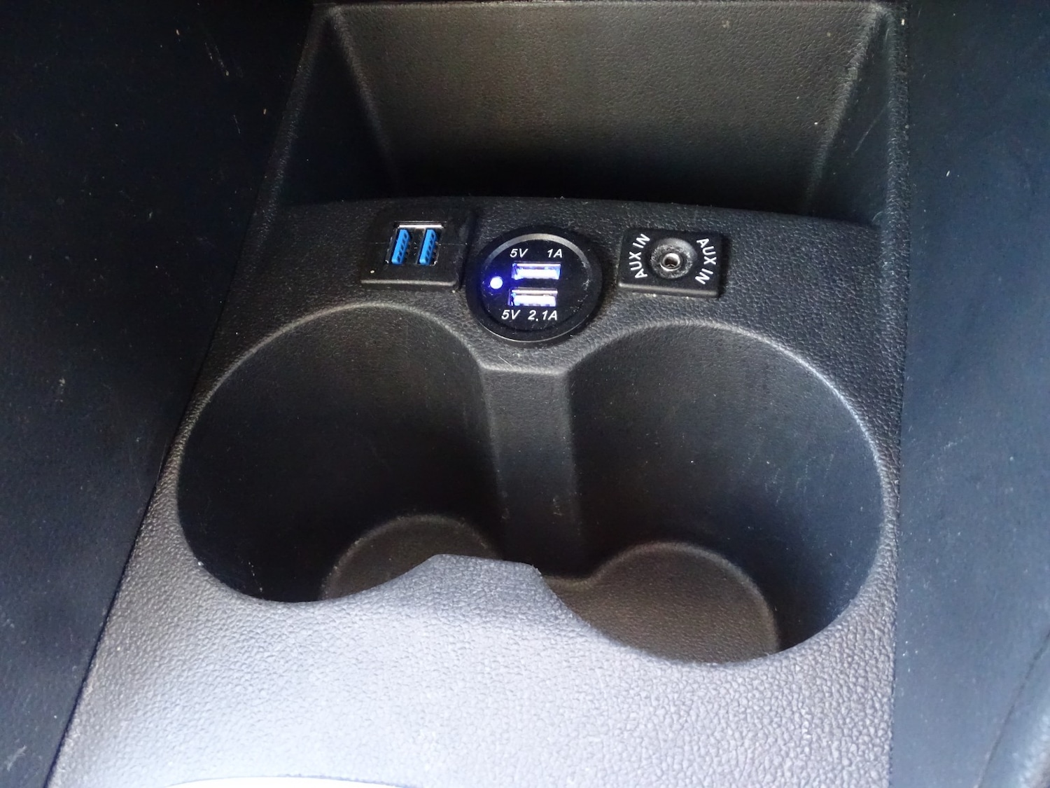 Used Volkswagen Polo 2011 for sale - 76712417: Photo 40