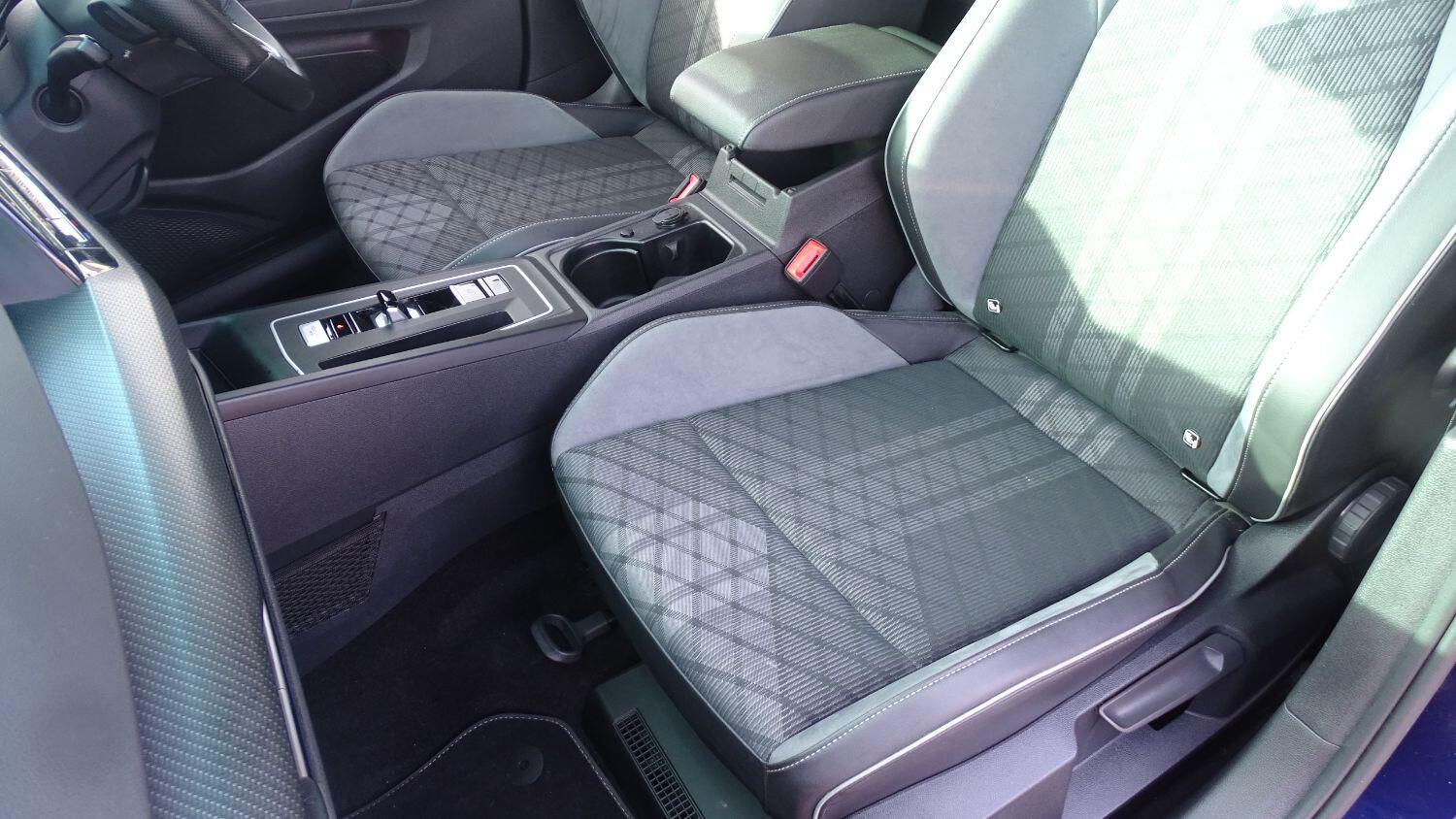 Used Volkswagen Golf 2021 for sale - 76011443: Photo 33