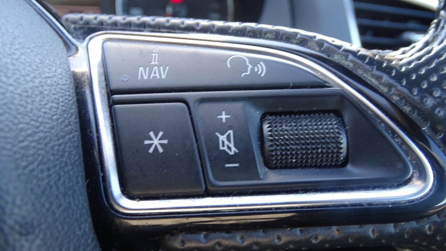 Used Audi Q3 2012 for sale - 76656013: Photo 38