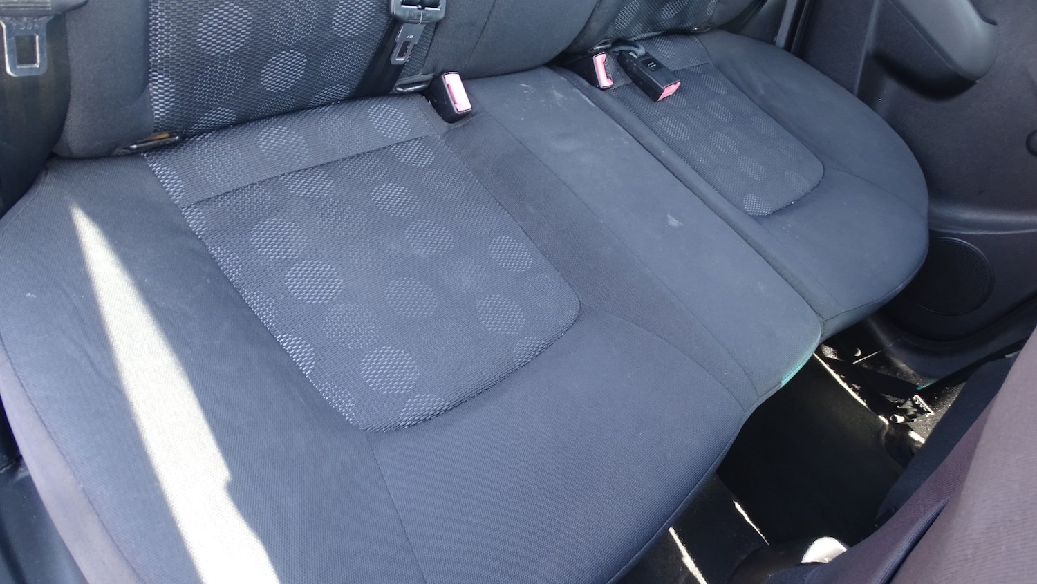 Used Hyundai i10 2011 for sale - 78168770: Photo 23