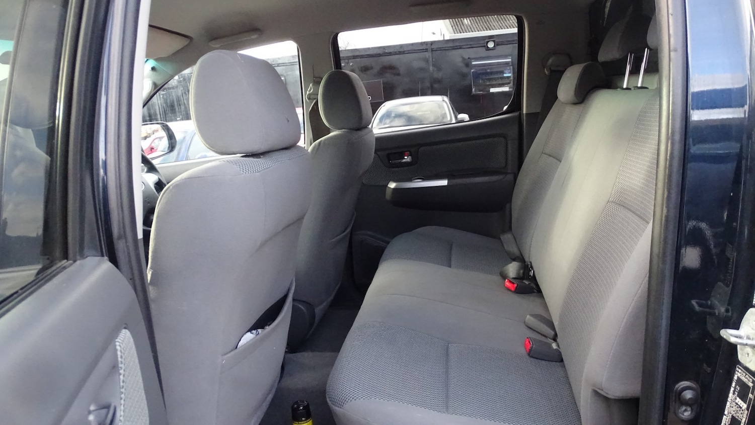 Used Toyota Hilux 2012 for sale - 76911058: Photo 23