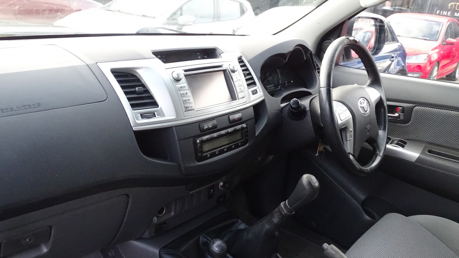 Used Toyota Hilux 2012 for sale - 76911058: Photo 26