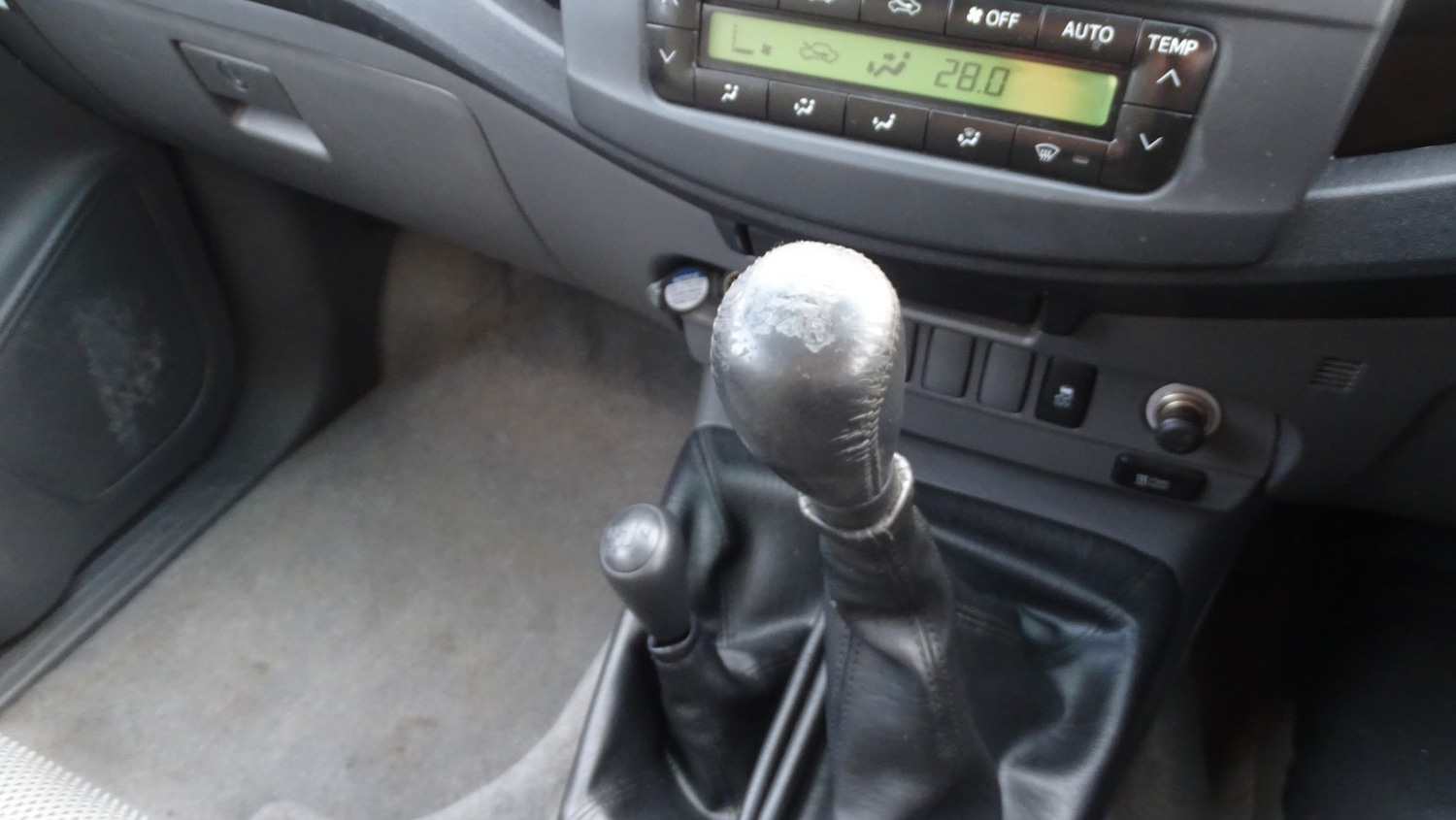 Used Toyota Hilux 2012 for sale - 76911058: Photo 35