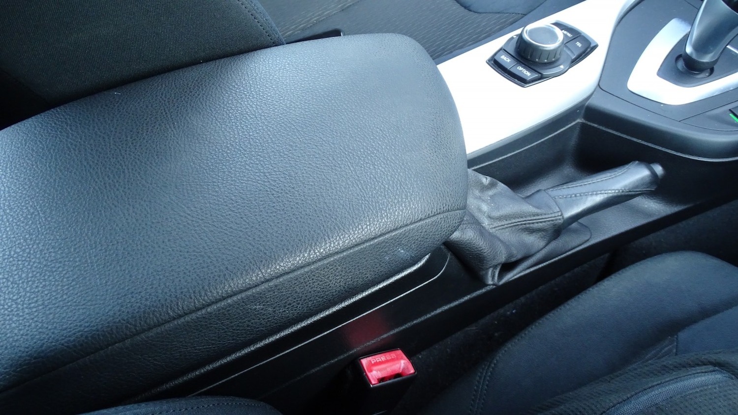 Used BMW 1 Series 2012 for sale - 77938212: Photo 37