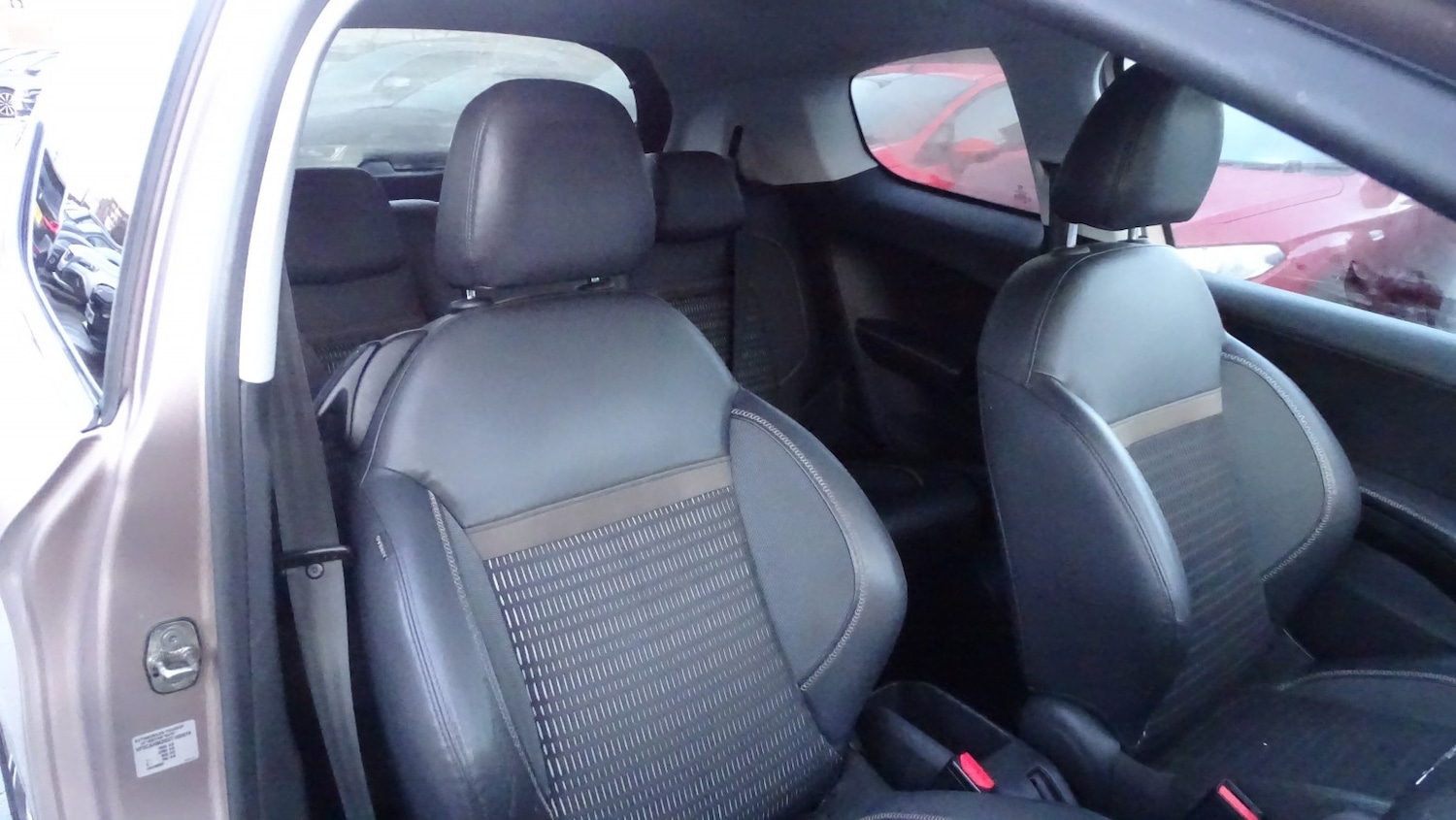 Used Peugeot 208 2013 for sale - 77014793: Photo 17