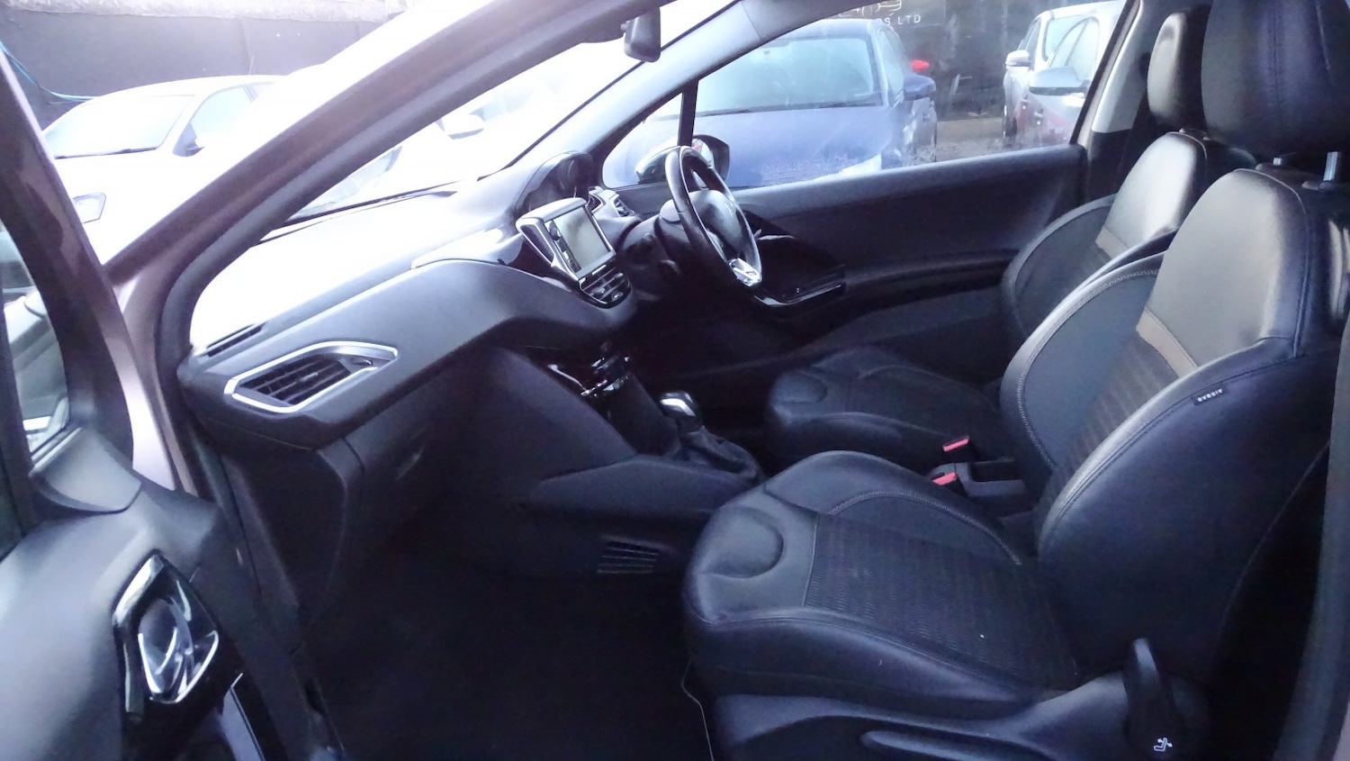 Used Peugeot 208 2013 for sale - 77014793: Photo 18