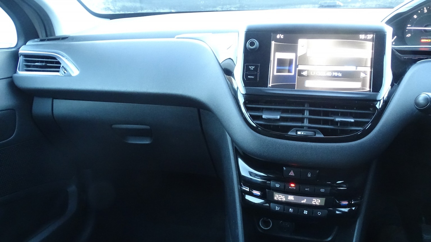 Used Peugeot 208 2013 for sale - 77014793: Photo 22