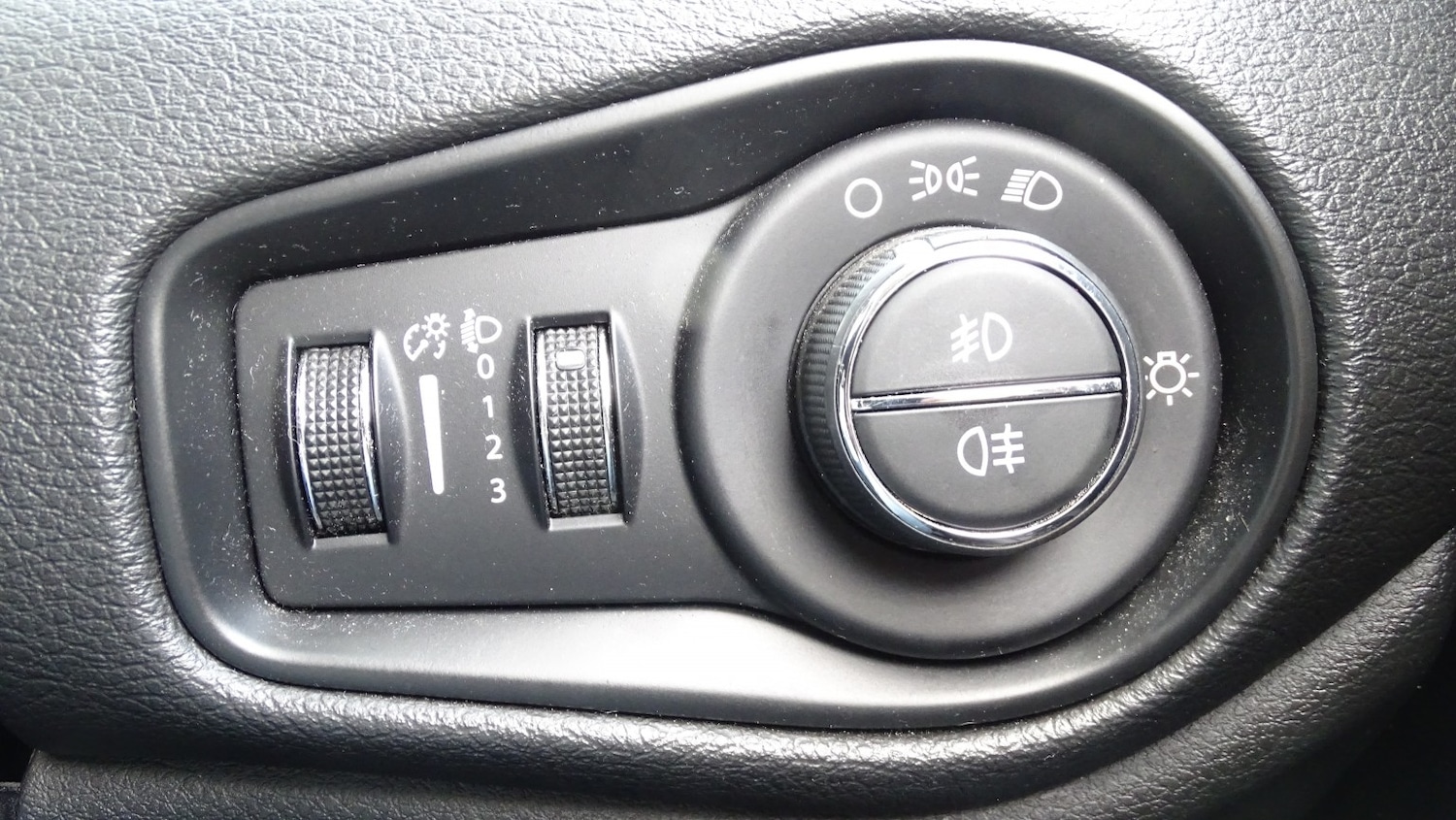 Used Jeep Renegade 2016 for sale - 77668543: Photo 39