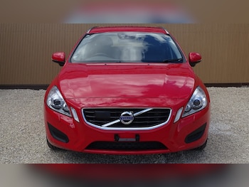 Used Volvo V60 2013 for sale - 78794740: Photo