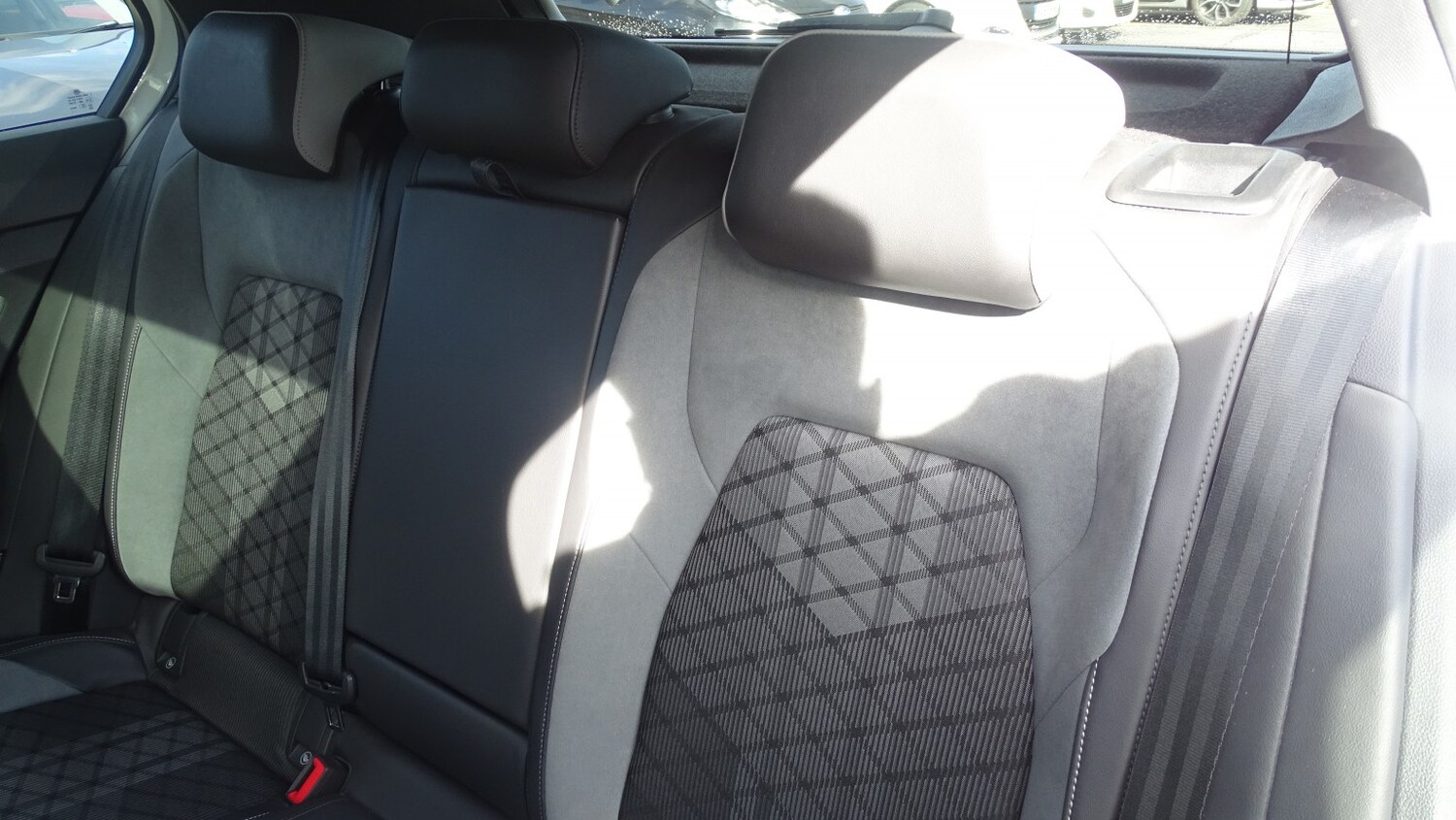 Used Volkswagen Golf 2024 for sale - 76107386: Photo 26