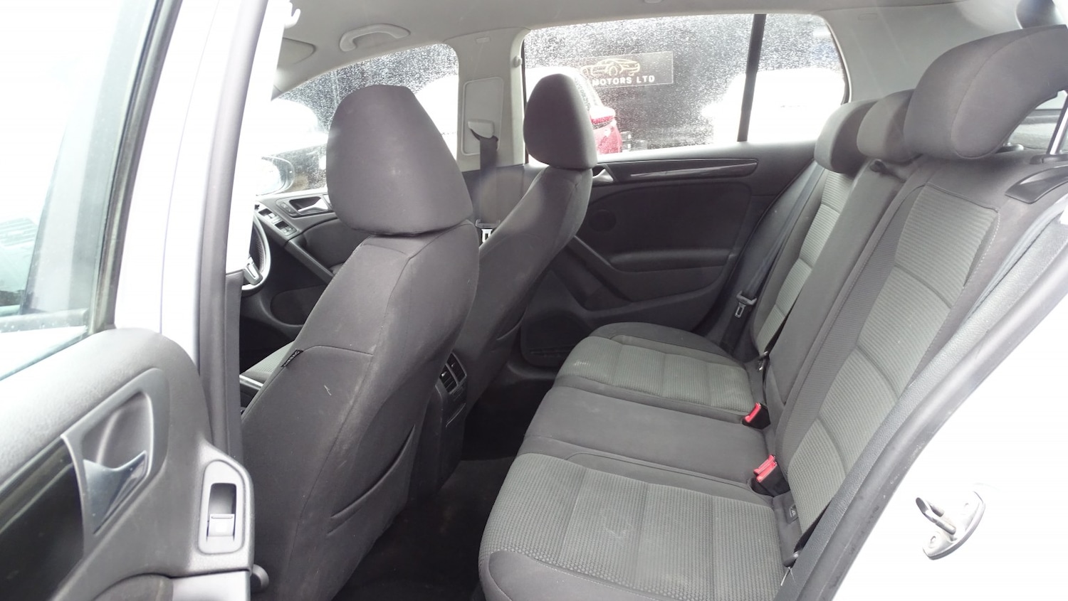 Used Volkswagen Golf 2011 for sale - 77632433: Photo 27