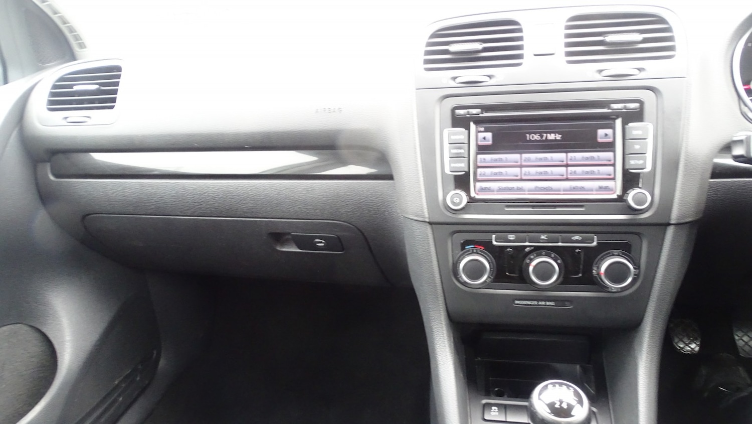 Used Volkswagen Golf 2011 for sale - 77632433: Photo 33