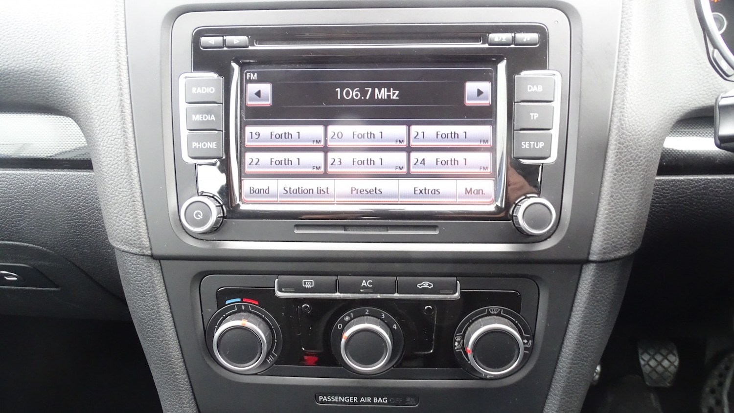 Used Volkswagen Golf 2011 for sale - 77632433: Photo 34