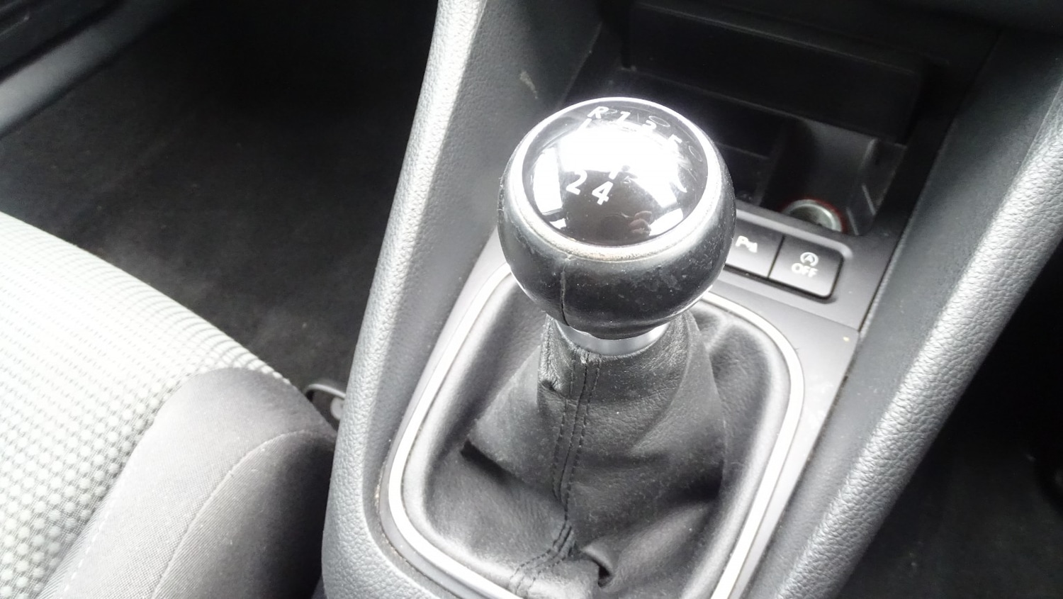 Used Volkswagen Golf 2011 for sale - 77632433: Photo 44