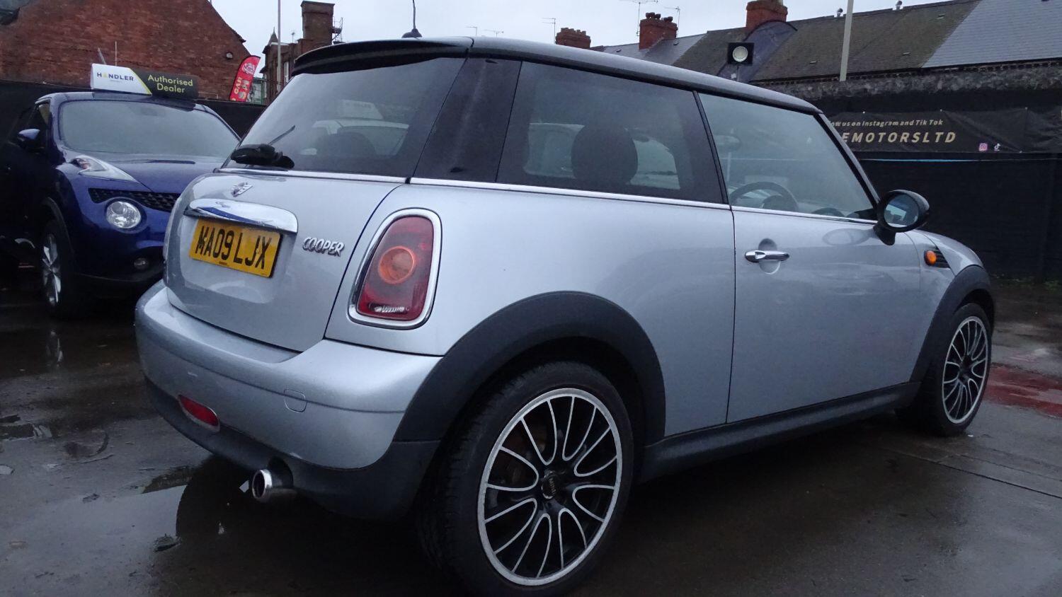 Used MINI Hatch 2009 for sale - 76794679: Photo 11