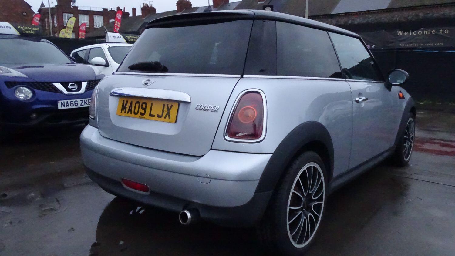 Used MINI Hatch 2009 for sale - 76794679: Photo 12
