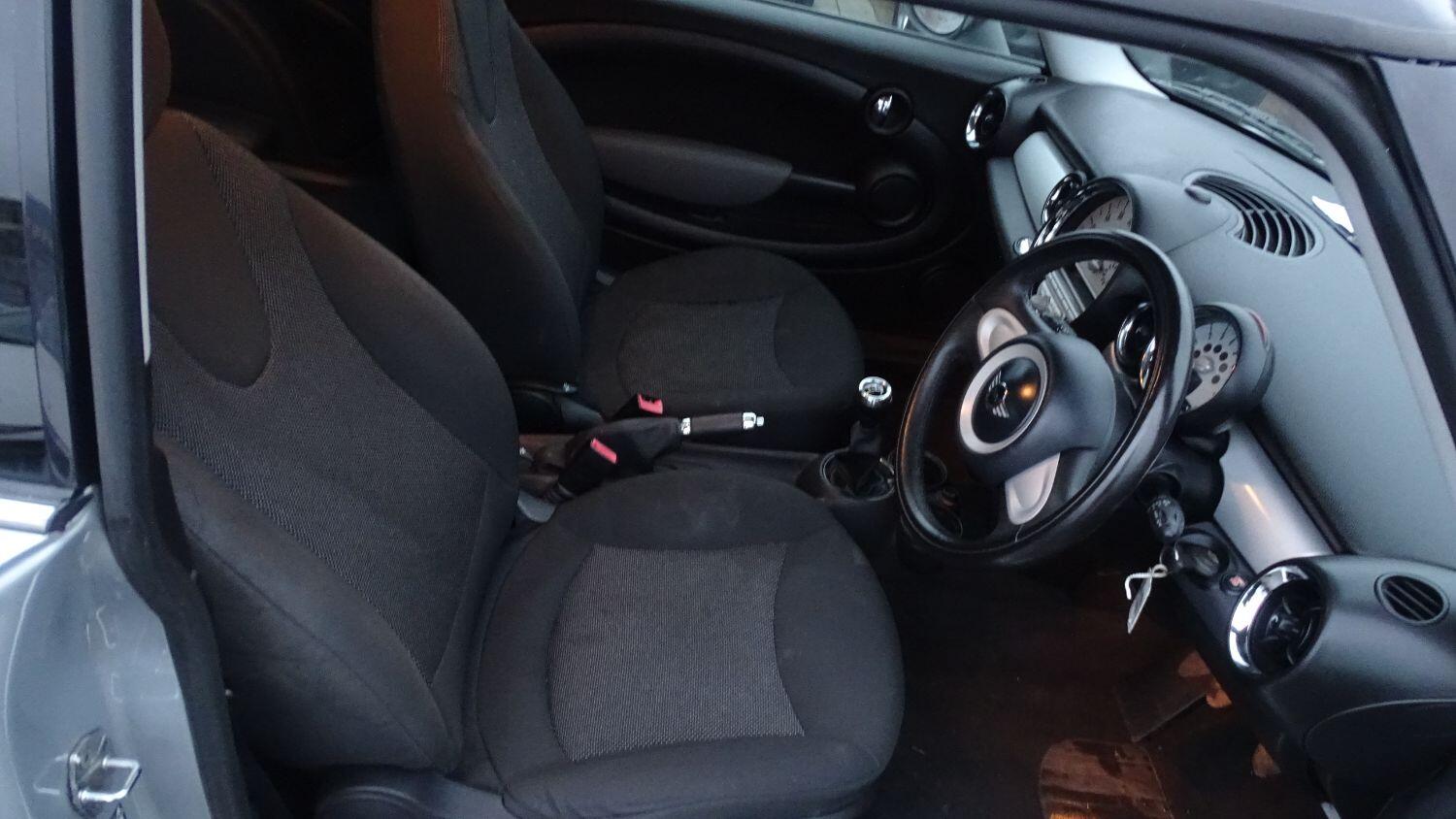 Used MINI Hatch 2009 for sale - 76794679: Photo 16