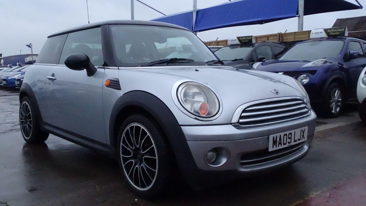 Used MINI Hatch 2009 for sale - 76794679: Photo 2