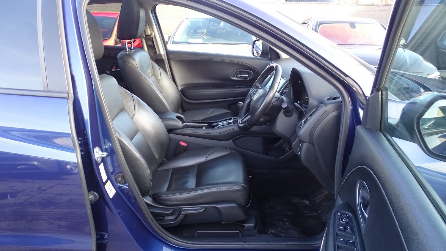 Used Honda HR-V 2015 for sale - 77264366: Photo 17