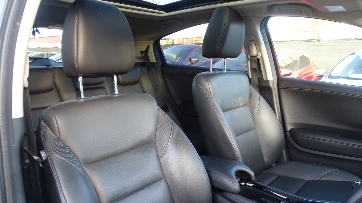 Used Honda HR-V 2015 for sale - 77264366: Photo 18