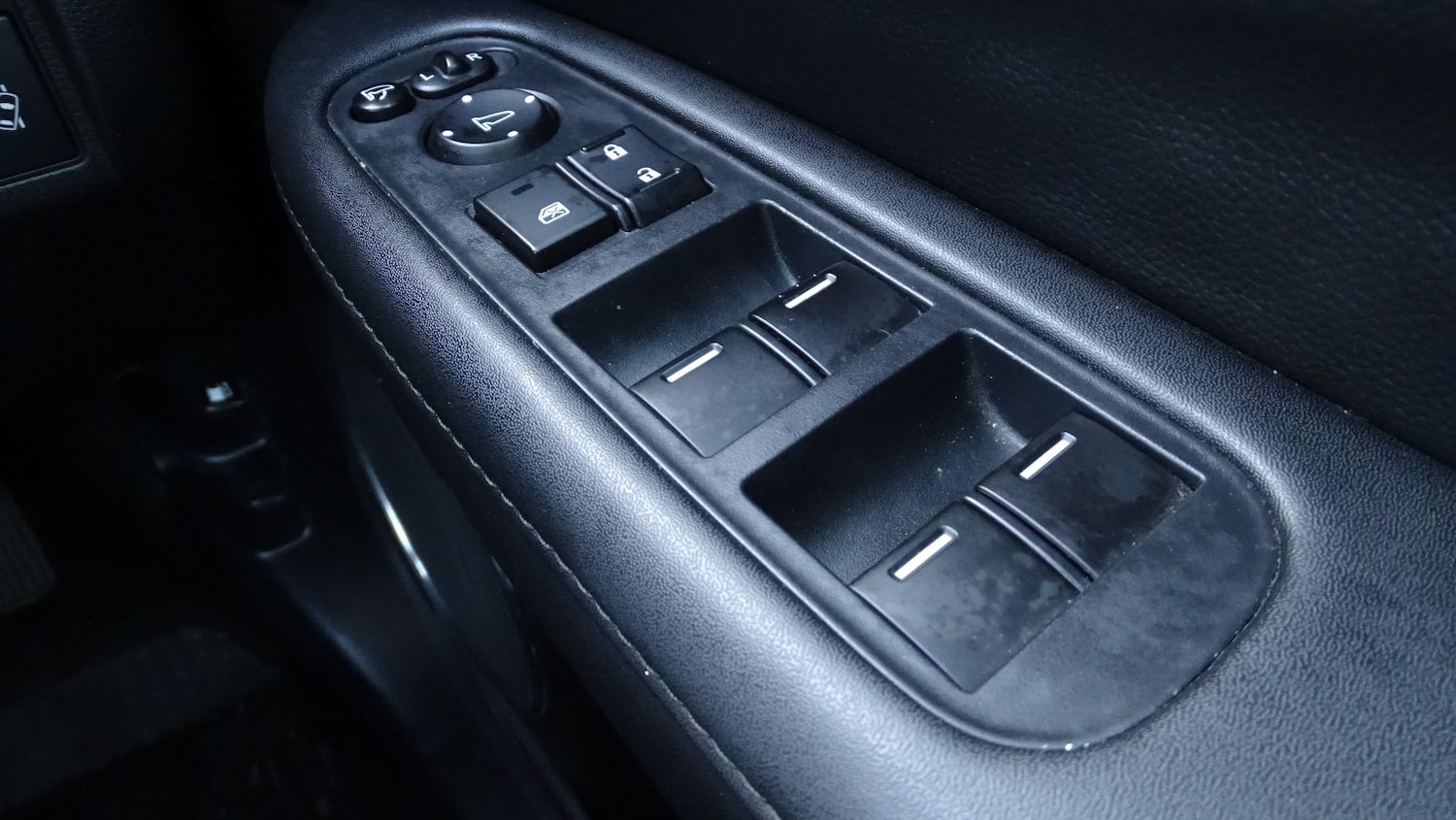 Used Honda HR-V 2015 for sale - 77264366: Photo 35