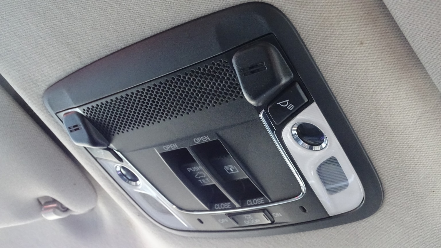 Used Honda HR-V 2015 for sale - 77264366: Photo 42