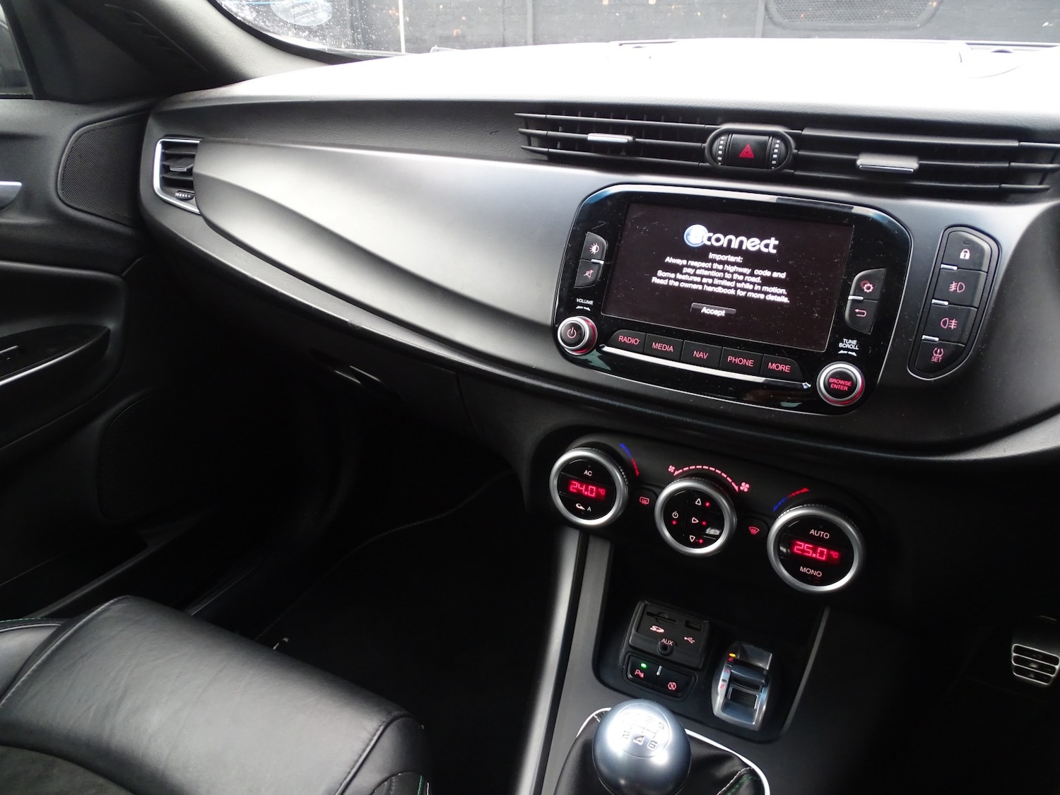 Used Alfa Romeo Giulietta 2015 for sale - 76784942: Photo 36