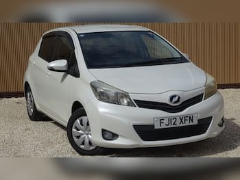 Used Toyota Yaris 2012 for sale - 79668445: Photo