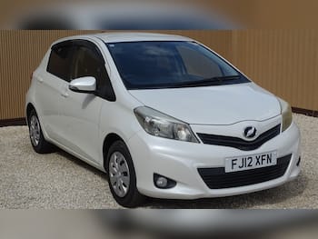 Used Toyota Yaris 2012 for sale - 79668445: Photo