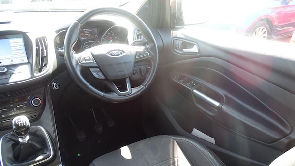 Used Ford Kuga 2017 for sale - 74518895: Photo 38
