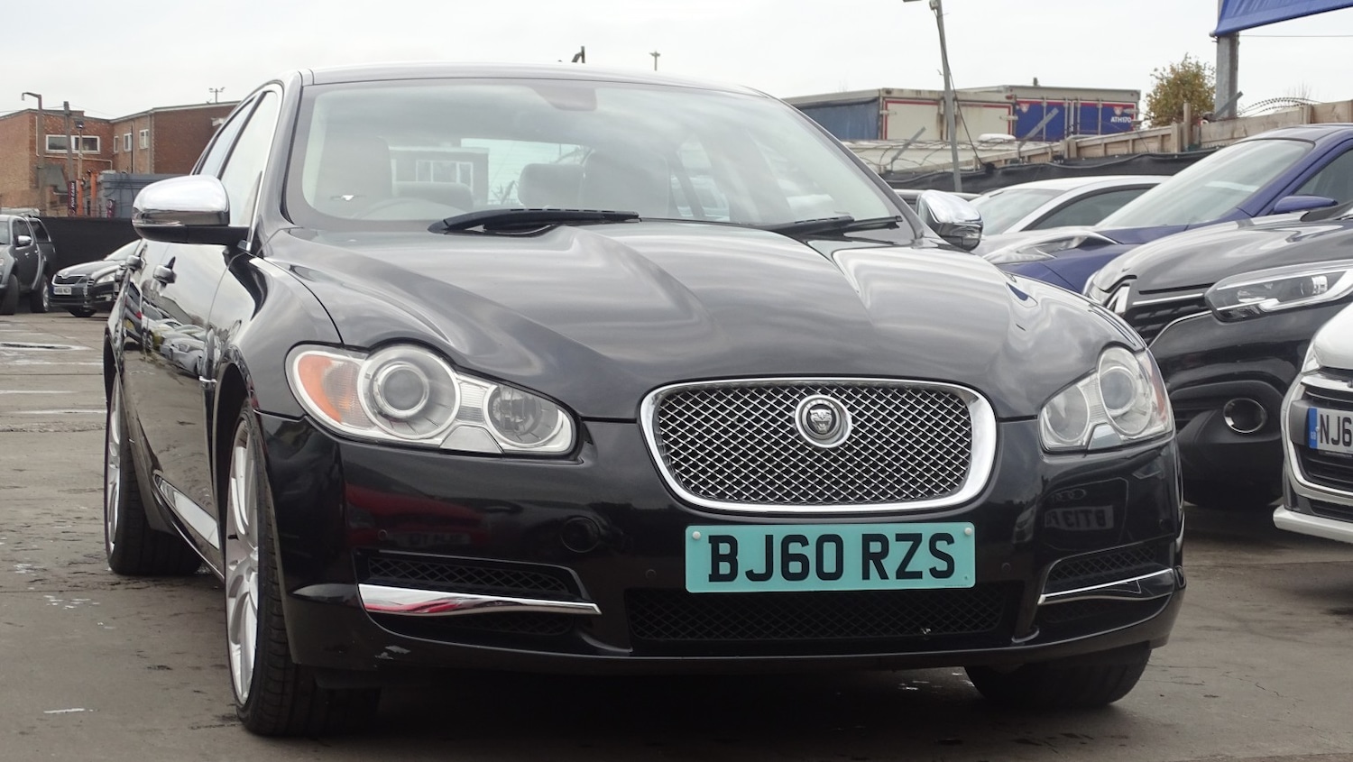 Used Jaguar XF 2010 for sale - 76527363: Photo 2
