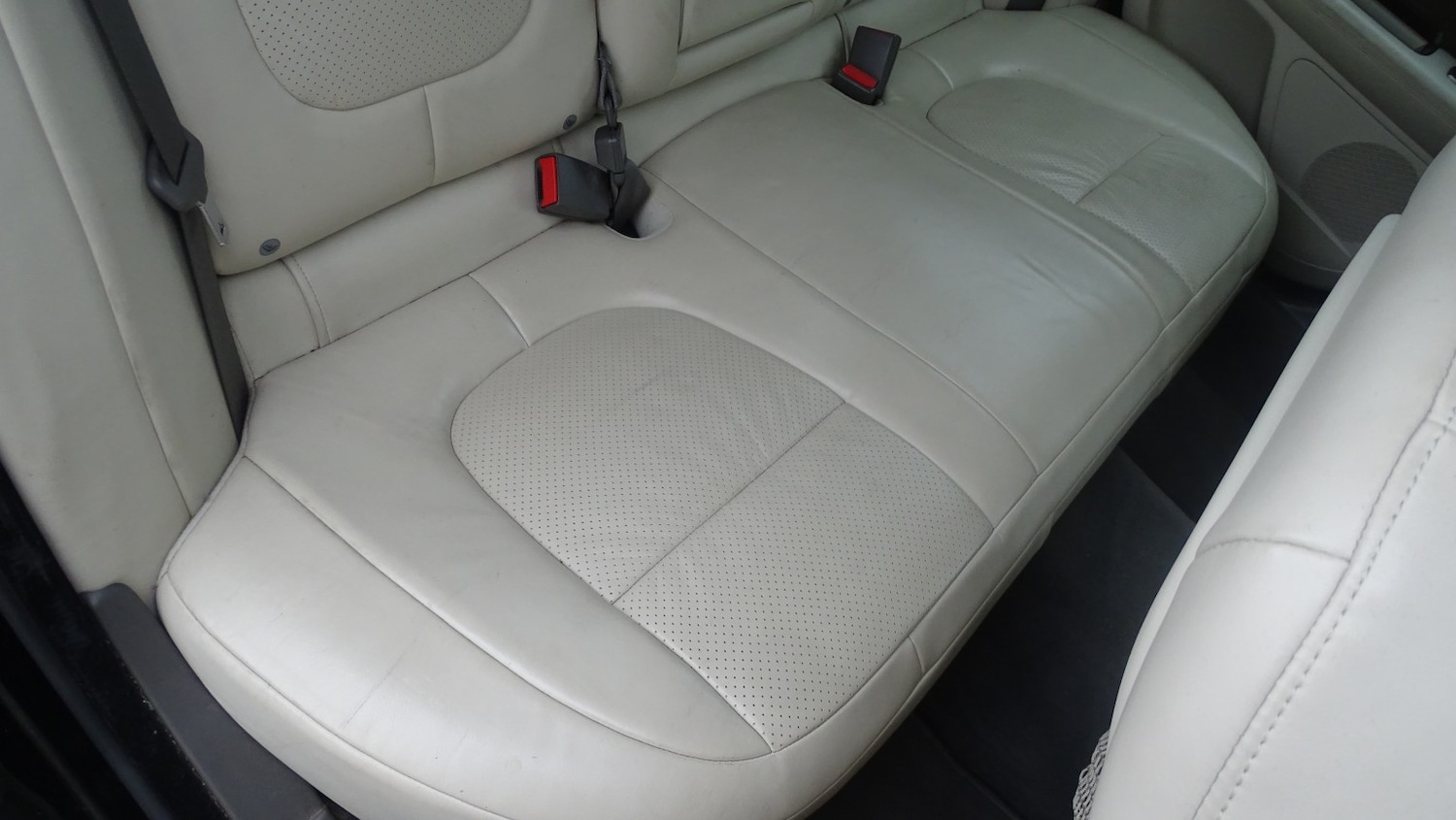 Used Jaguar XF 2010 for sale - 76527363: Photo 28