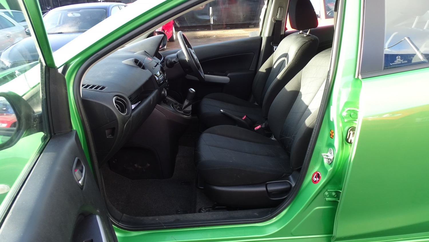 Used Mazda Mazda2 2011 for sale - 77225209: Photo 27
