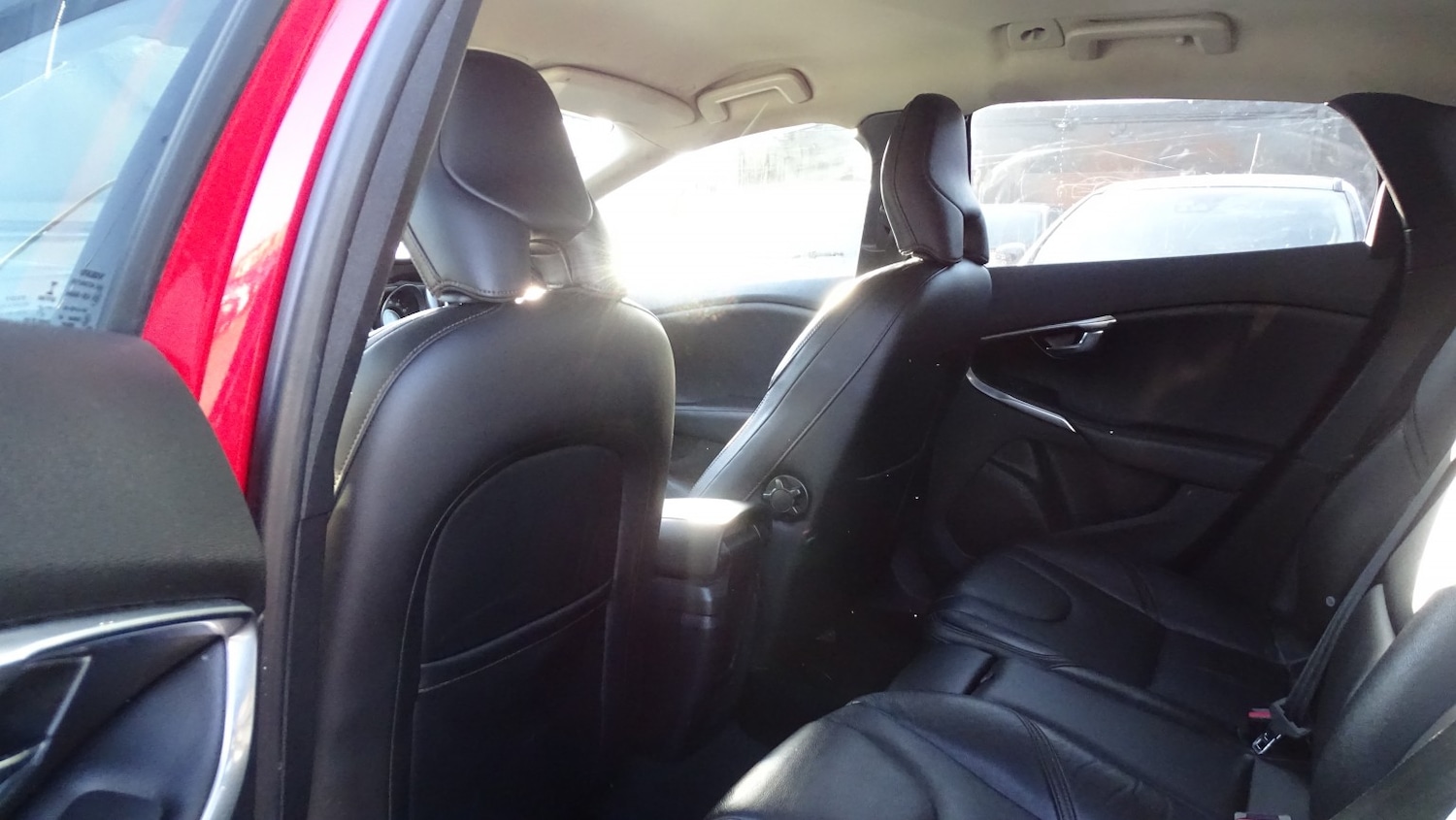 Used Volvo V40 2015 for sale - 77938014: Photo 28