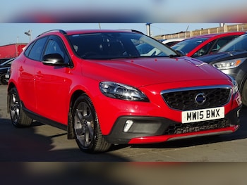 Used Volvo V40 2015 for sale - 77938014: Photo
