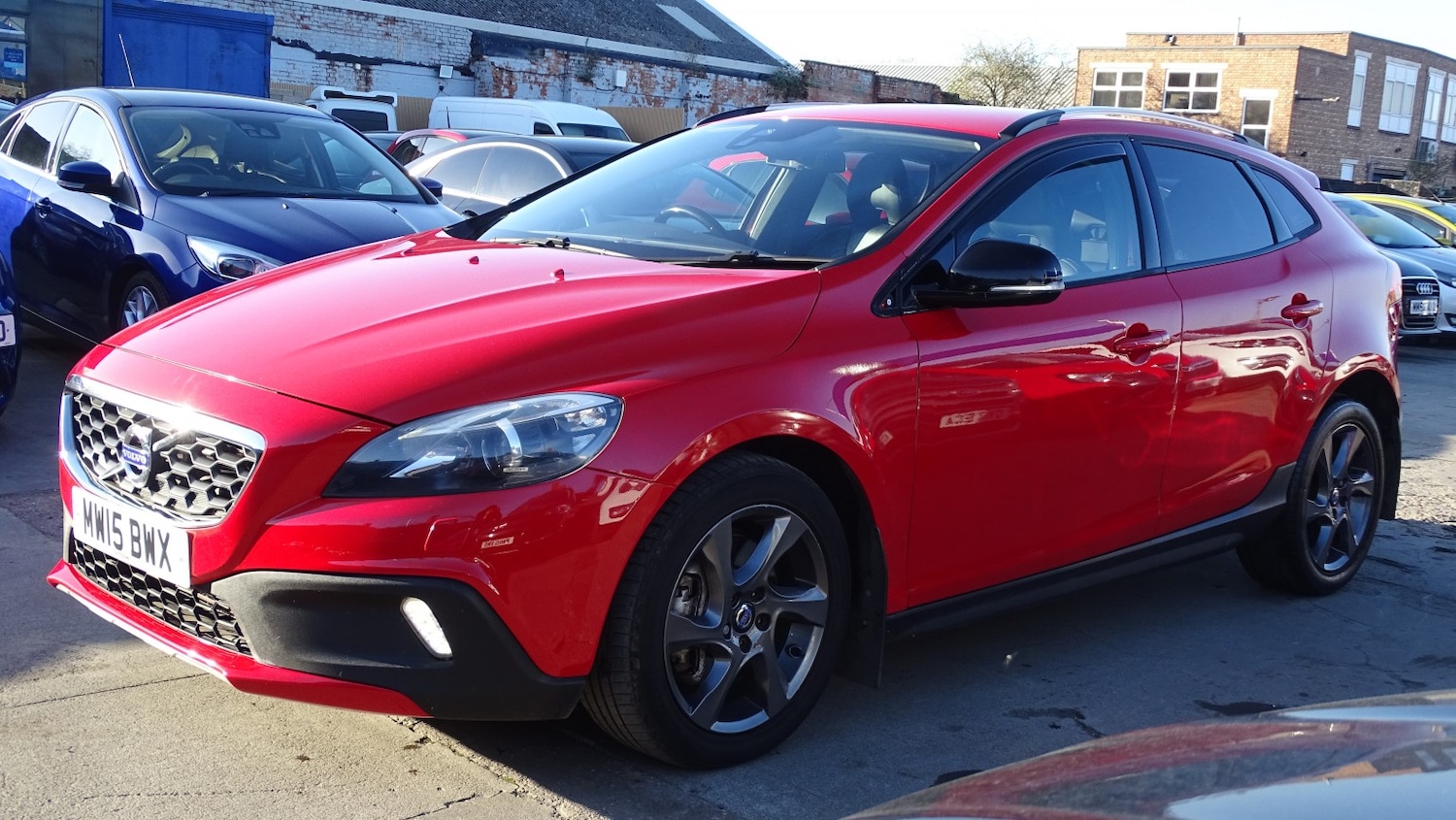 Used Volvo V40 2015 for sale - 77938014: Photo 9