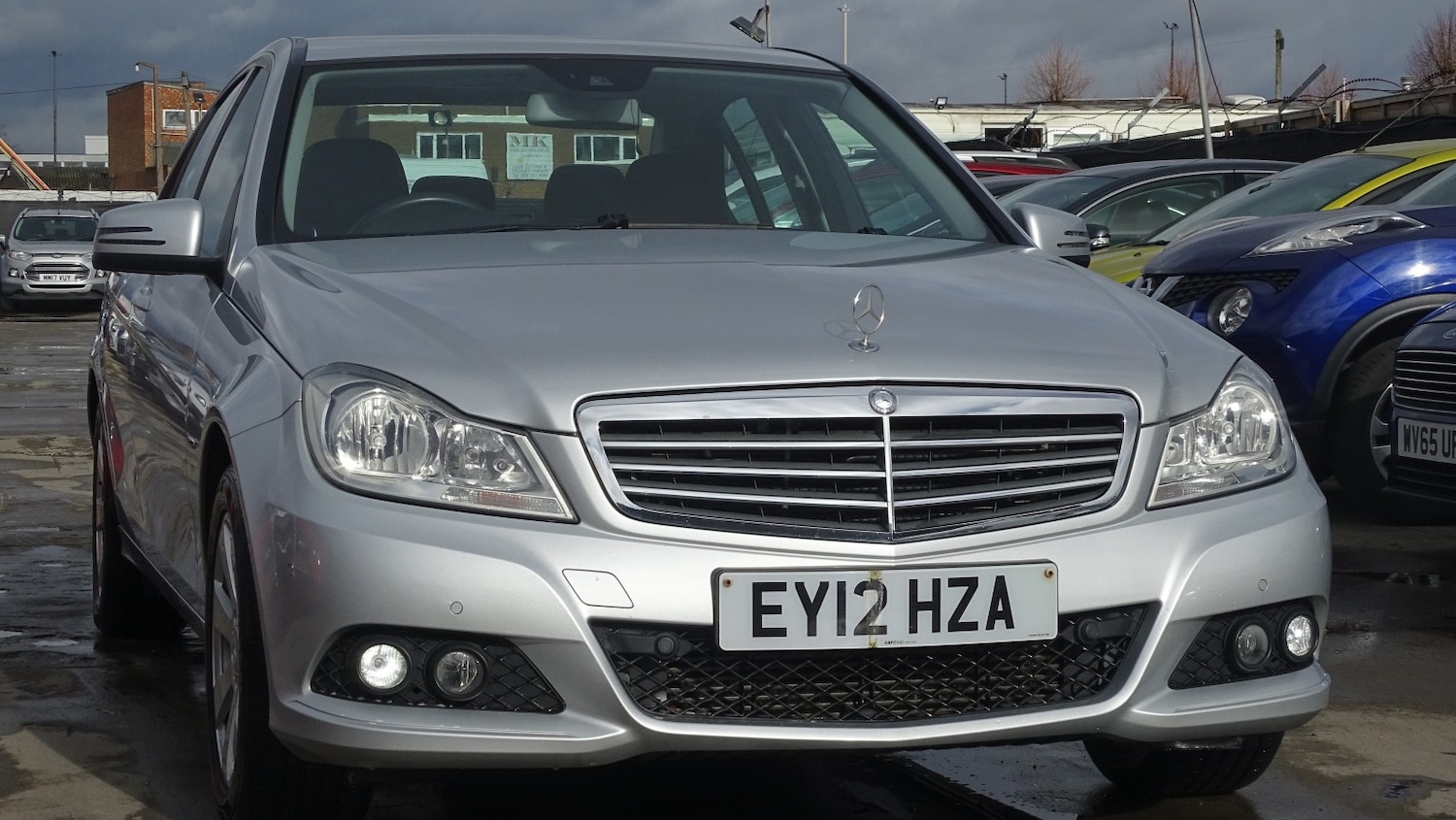 Used Mercedes-Benz C Class 2012 for sale - 77572823: Photo 2