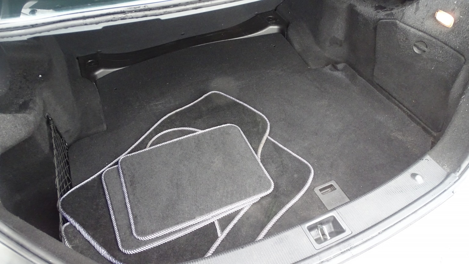 Used Mercedes-Benz C Class 2012 for sale - 77572823: Photo 48