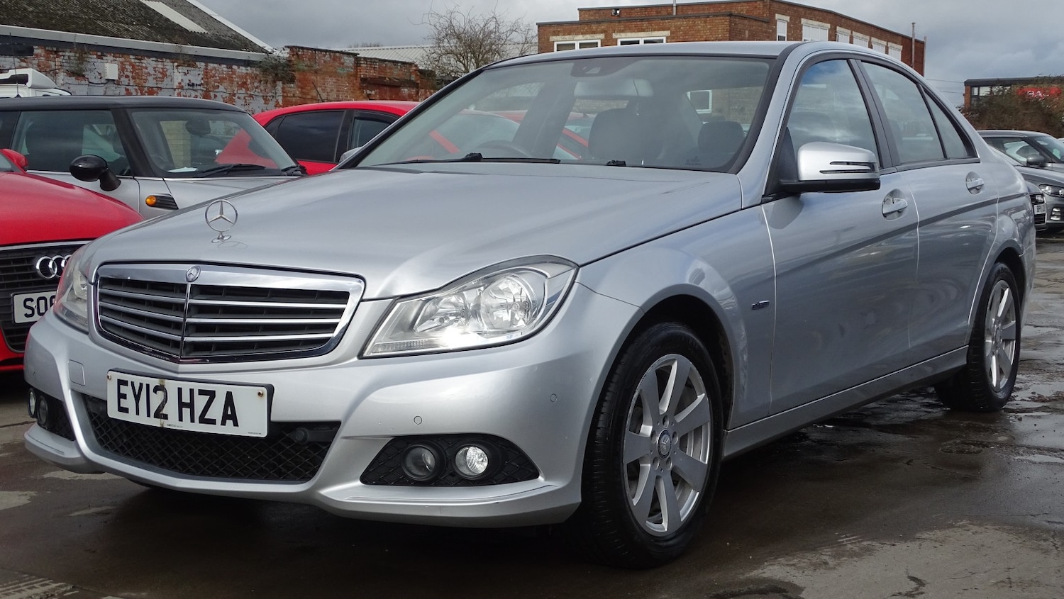 Used Mercedes-Benz C Class 2012 for sale - 77572823: Photo 9