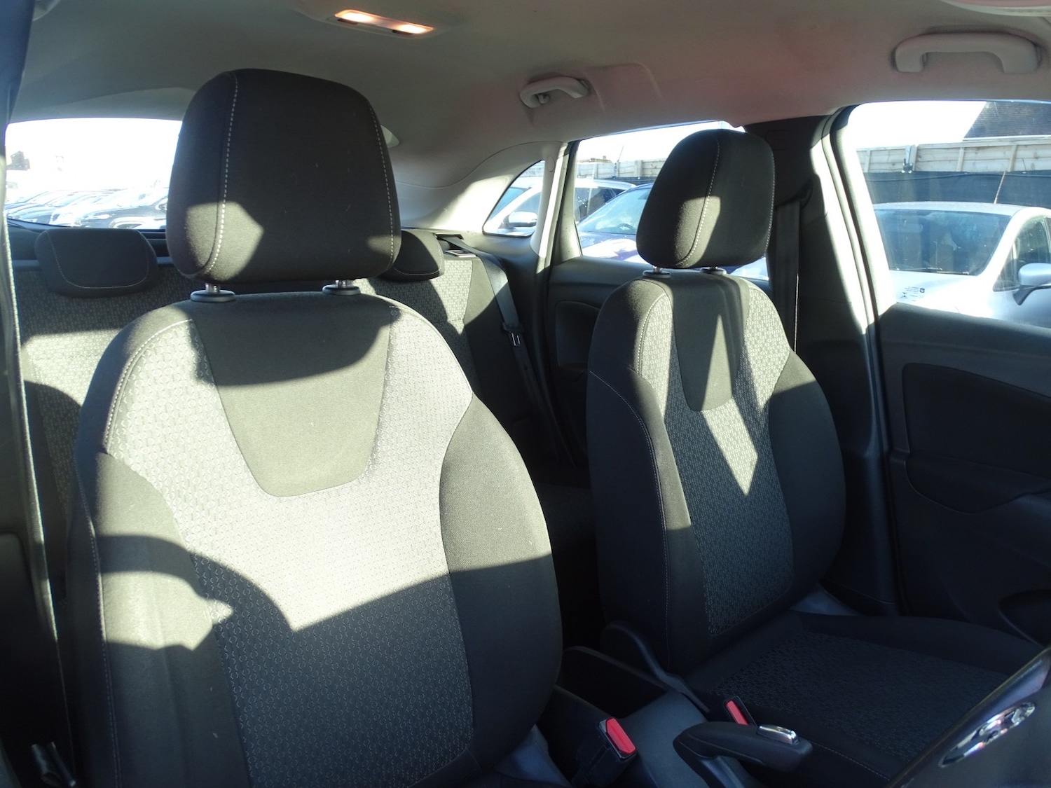 Used Vauxhall Crossland X 2018 for sale - 76785012: Photo 24