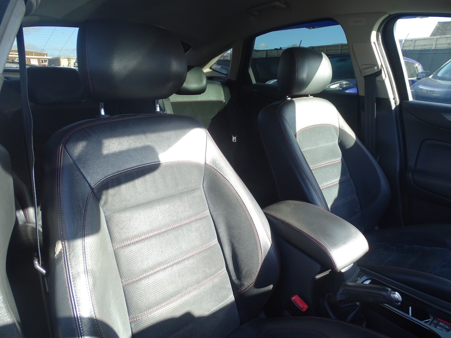 Used Ford Mondeo 2012 for sale - 76369380: Photo 19