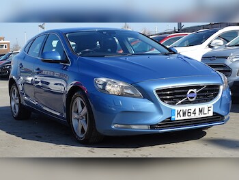 Used Volvo V40 2015 for sale - 78286151: Photo