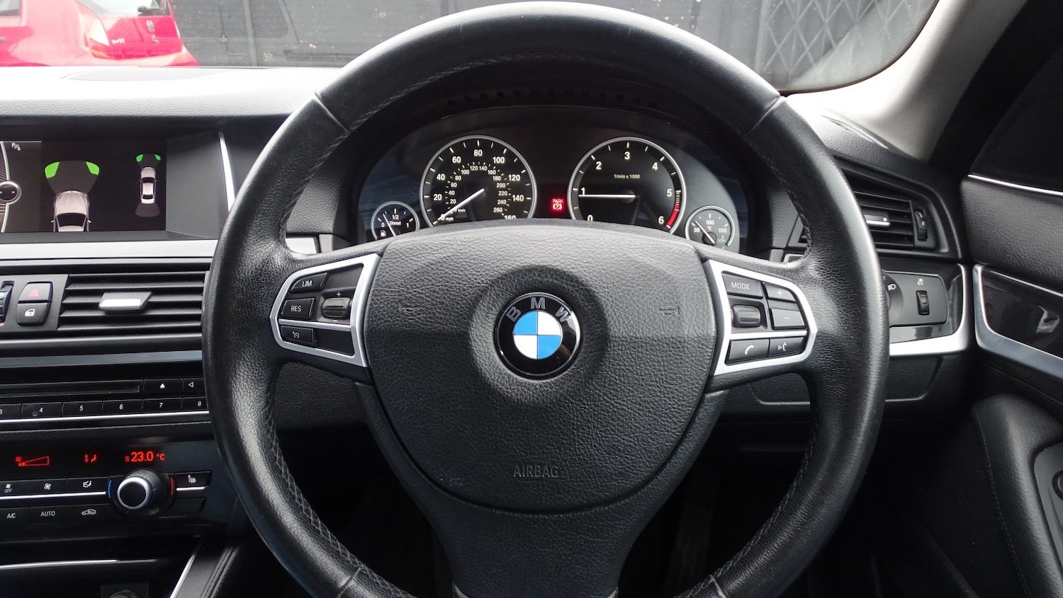 Used BMW 5 Series 2014 for sale - 77609926: Photo 32