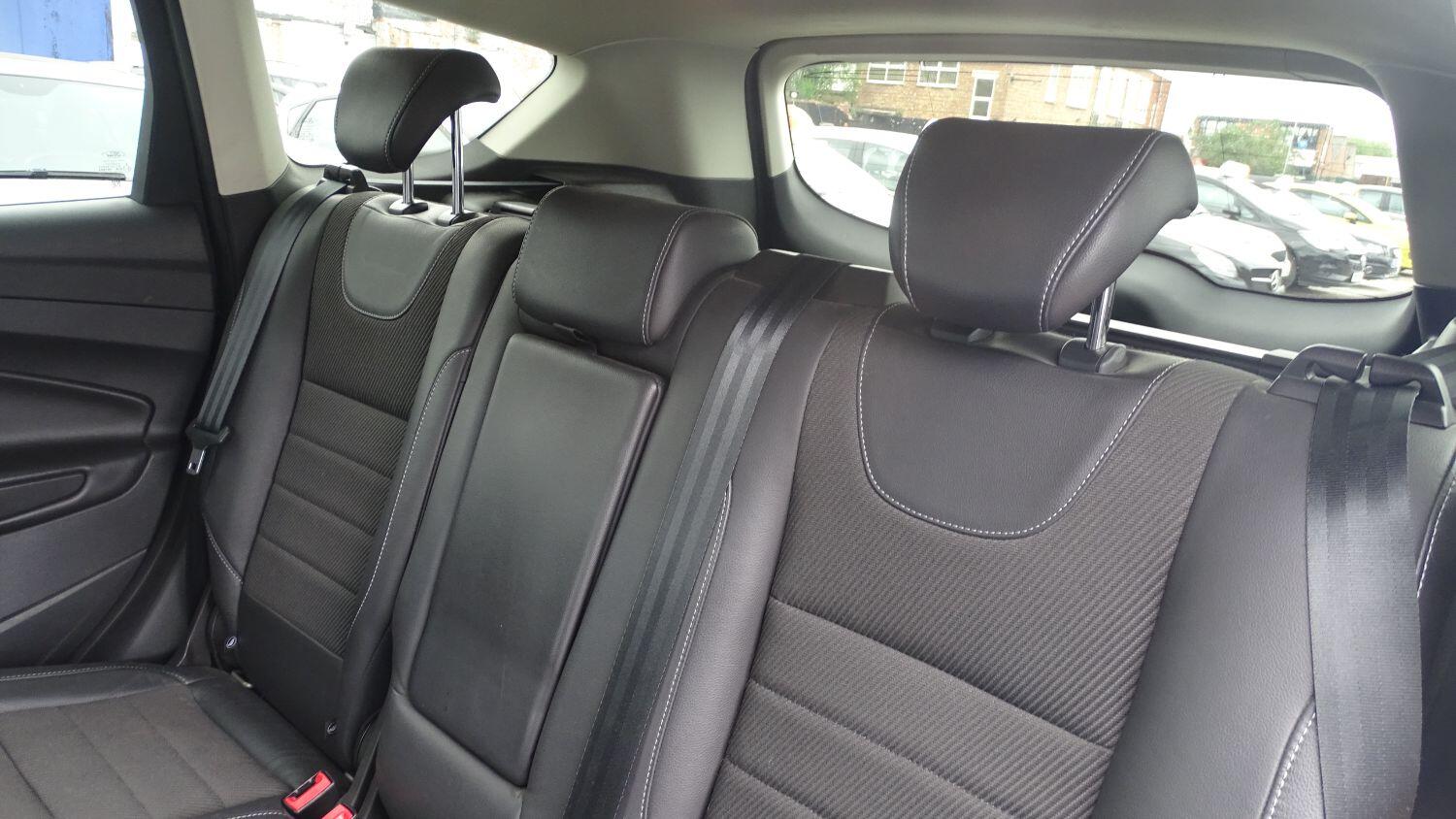 Used Ford Kuga 2015 for sale - 76769189: Photo 36