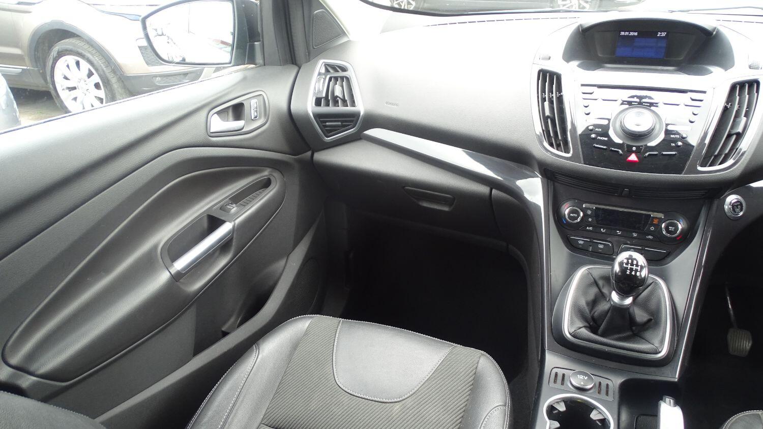 Used Ford Kuga 2015 for sale - 76769189: Photo 44